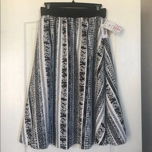LuLaRoe Lola Skirt